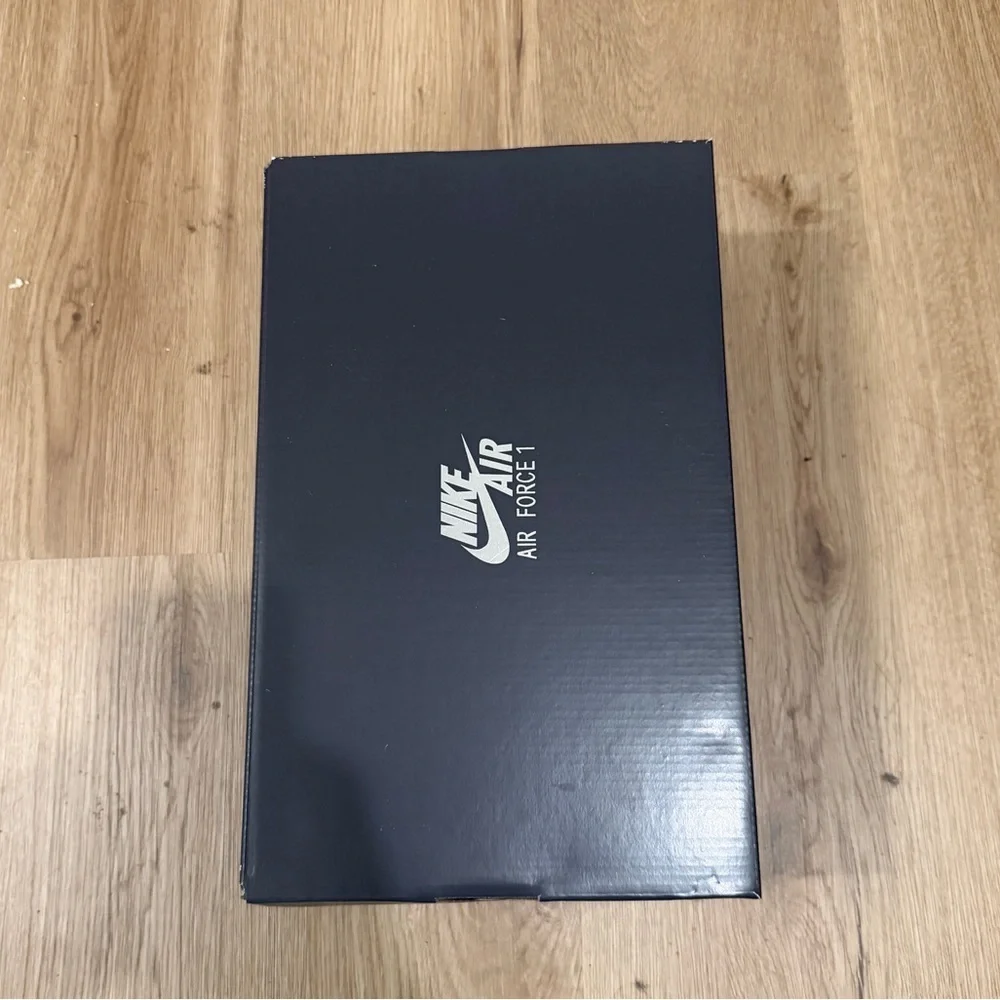 Nike Air Force 1 qs Brand new